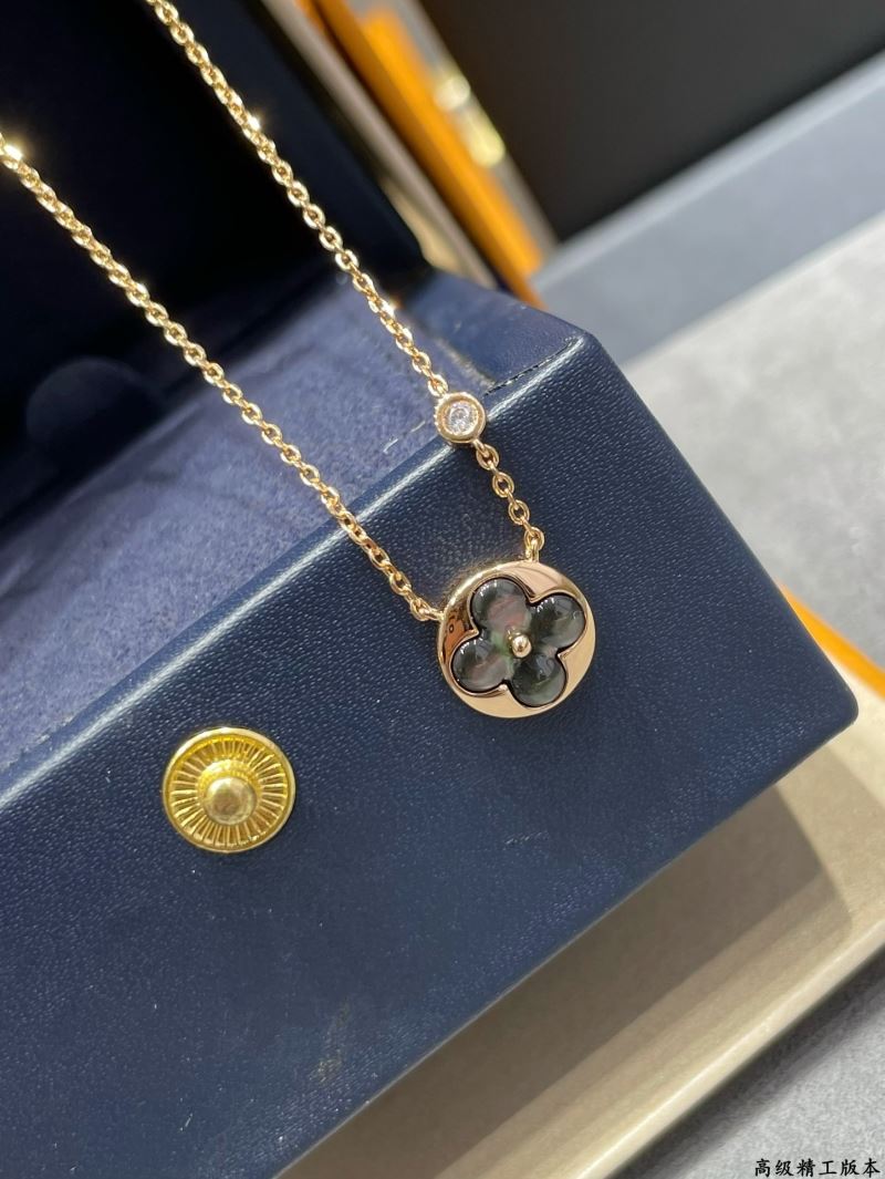 Louis Vuitton Necklaces